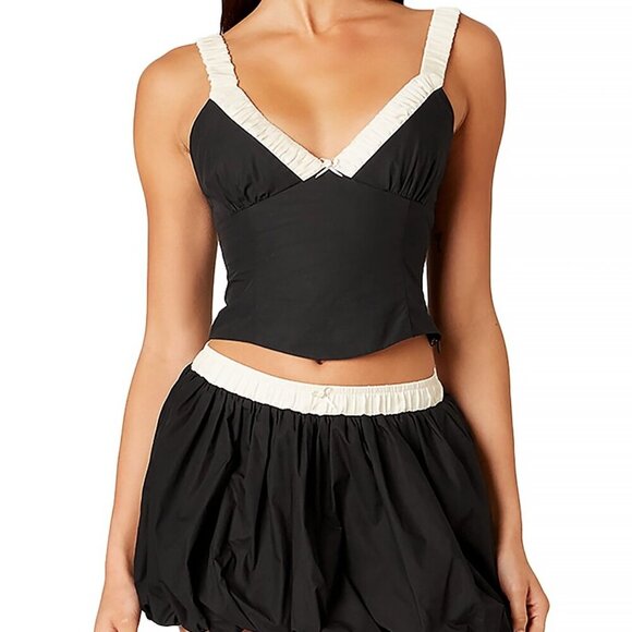 NIA Serafina Cropped Top – Black with White Trim – Size XS – NWT - Picture 2 of 2